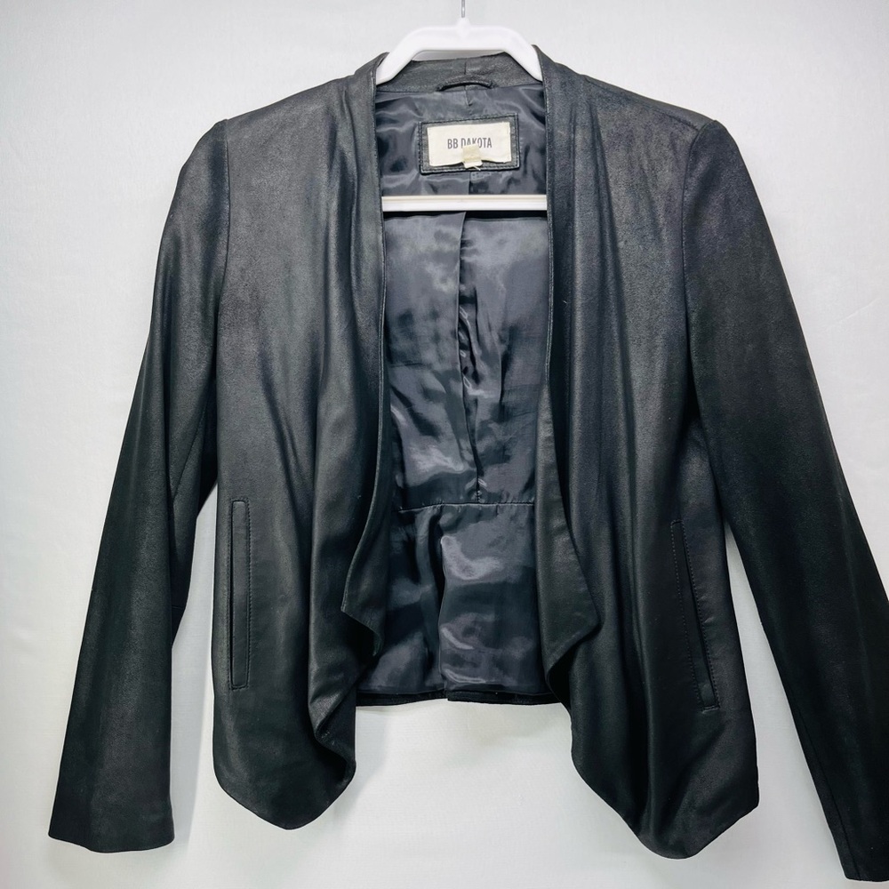BB Dakota‎ Sleek Black Blazer